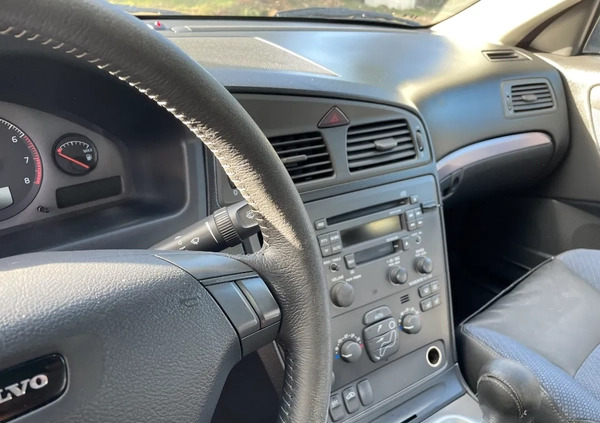 Volvo S60 cena 11900 przebieg: 260000, rok produkcji 2002 z Ustka małe 301